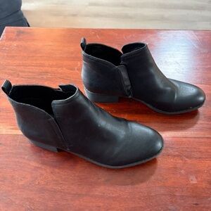 Sun + Stone Black Leather Side-Zip Ankle Booties